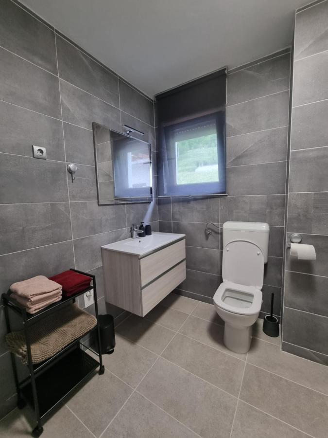 Apartma Doma Tolmin Luaran gambar